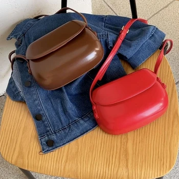 Женская сумка через плечо, однотонные мини-сумки через плечо, винтажные летние универсальные сумки из искусственной кожи в корейском стиле, модная простая седельная сумка
