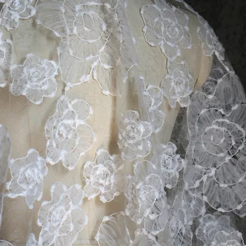 Текстура рисунка Сетчатая ткань Белая юбка в цветочек Кружевная одежда Дизайнерская ткань для шитья своими руками Полиэфирный материал по метру